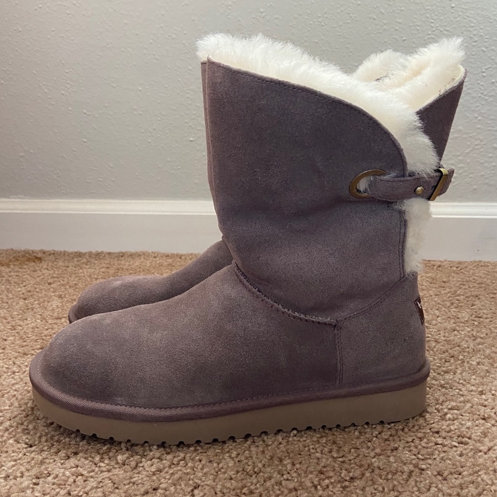Kookaburra by Ugg boots